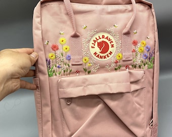 aesthetic fjallraven backpack orchid