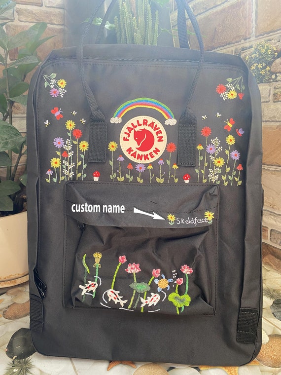 Fjallraven 2025 kanken flowers