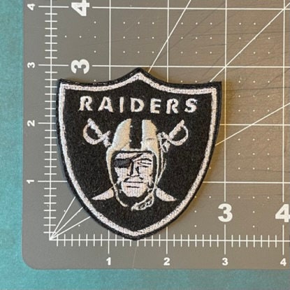9 pcs Las Vegas Raiders Football Logo Collectibles Sew Embroidered Iron on  Patch