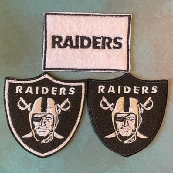 (1) NFL OAKLAND RAIDERS LOGO PATCH IRON-ON ITEM 4 inch