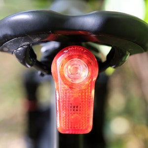 Smart superflash light adaptor and GoPro adjustable under saddle mount, dual use mount, great for dropper posts.