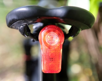 GoPro & Smart Superflash Saddle Mount Adapter, Dual Use