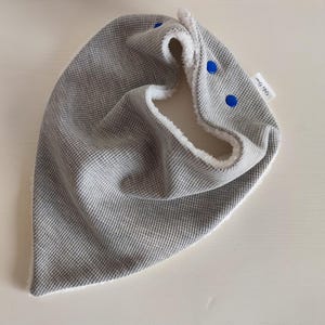 Children&#39;s scarf, chest warmer and neck warmer in jersey with fur