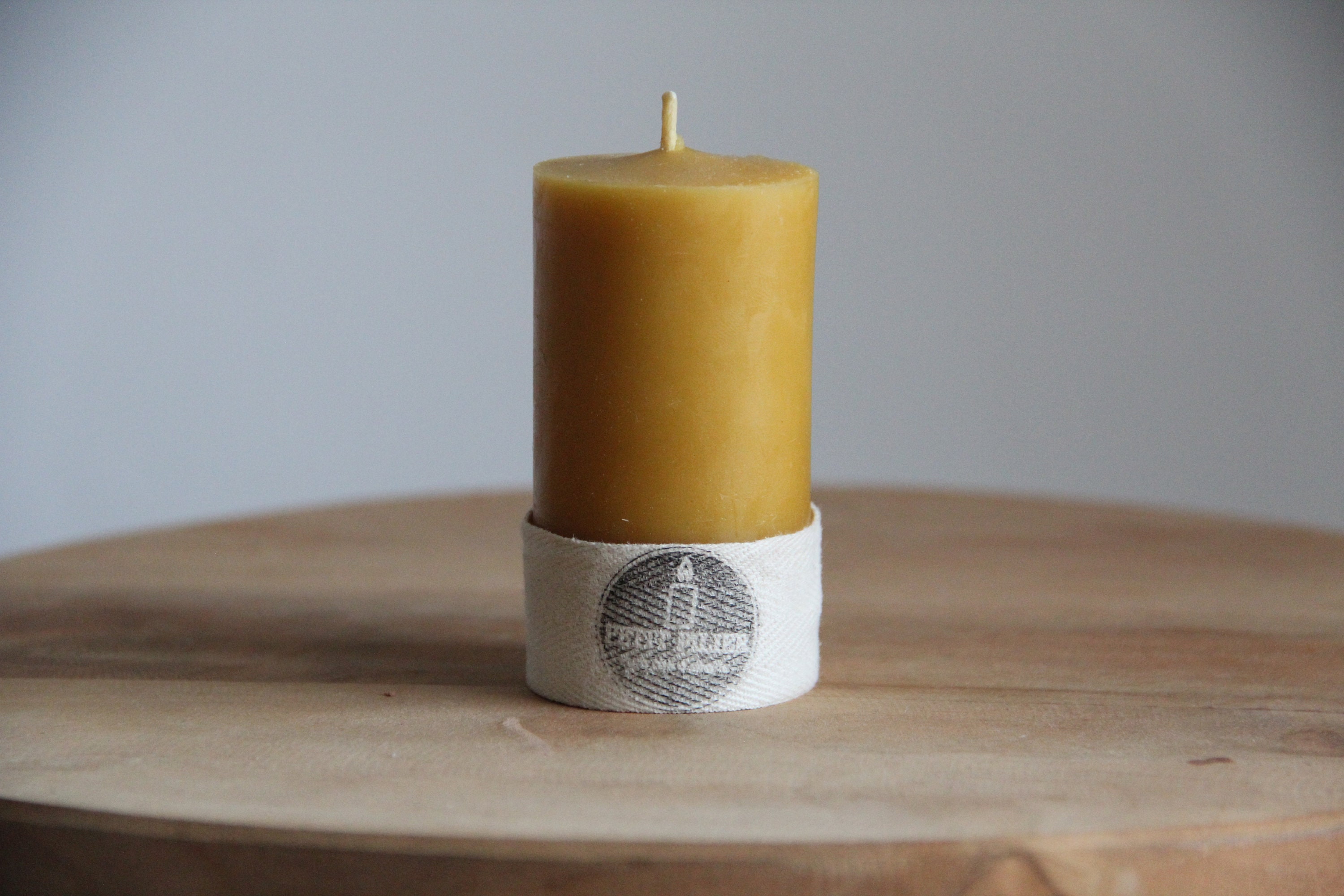 Bougie à La Cire d'abeille Petit Pilier