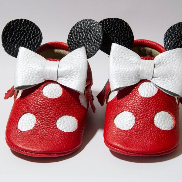 Mickey-Mouse-Schuhe, Babyschuhe, Disney-Babyschuhe, Minnie-Maus-Schuhe mit weißen Punkten, neue Babyschuhe aus Leder mit weicher Sohle.