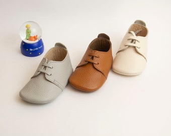 Oxford Baby Moccasin, Baby Moccasins, Baby Leather Shoes, Baby’s first Walkers, Soft Soled Shoes Designed for Newborn are pre-walkers.