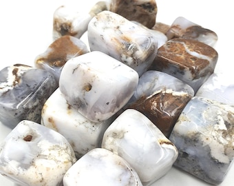 Blue Chalcedony Cubes – Calm Communication, Emotional Balance & Gentle Healing Crystal, approx 2cm