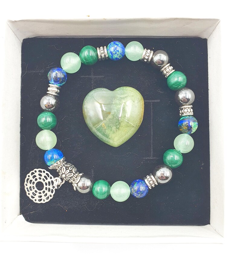 Pulsera de curación con cristales para aliviar el eczema con dije de chakra (azurita, malaquita, hematita y aventurina verde) - Tamaños personalizados disponibles. imagen 8