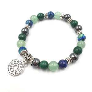 Pulsera de curación con cristales para aliviar el eczema con dije de chakra (azurita, malaquita, hematita y aventurina verde) - Tamaños personalizados disponibles. imagen 5