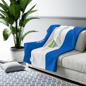 Nicaragua Flag Blanket, Flag of Nicaragua, Custom Nicaragua Flag Blanket, Personalized Country Flag Gift, Nicaragua Name Blanket, Nicaragua