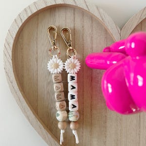 mama keychain | mom keychain | cute keychain | boho keychain | gift ideas | gift for mom | custom keychain | personalized keychain | floral