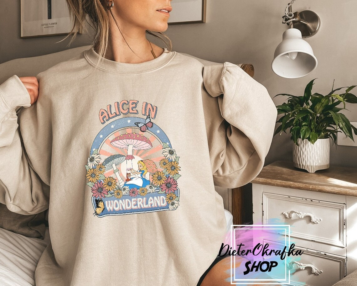 Visiter la boutique DisneyDisney Alice in Wonderland Tis Brillig Women's Sweatshirt 