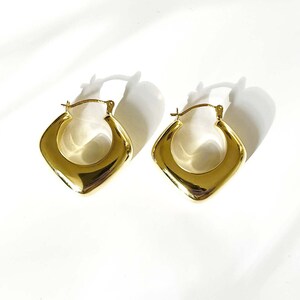 Bold Square Hoops