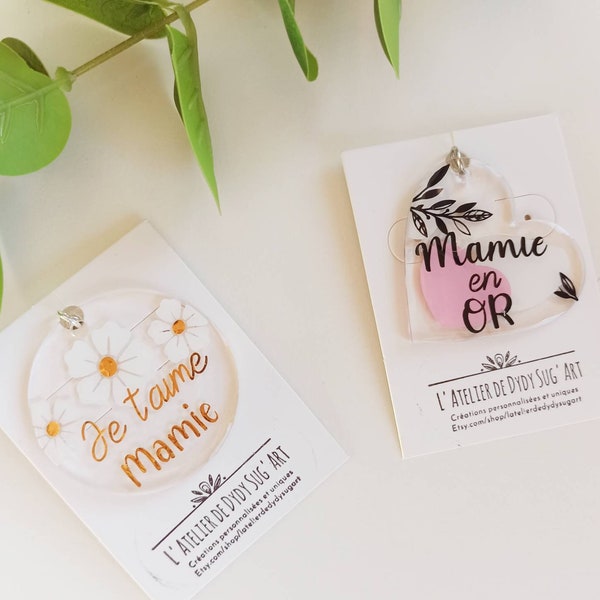 Porte clé mamie en or ou je t'aime mamie résine et plexiglas, cadeau fait main, diverses variantes, mignon, amour, mamie je t'aime, tendance