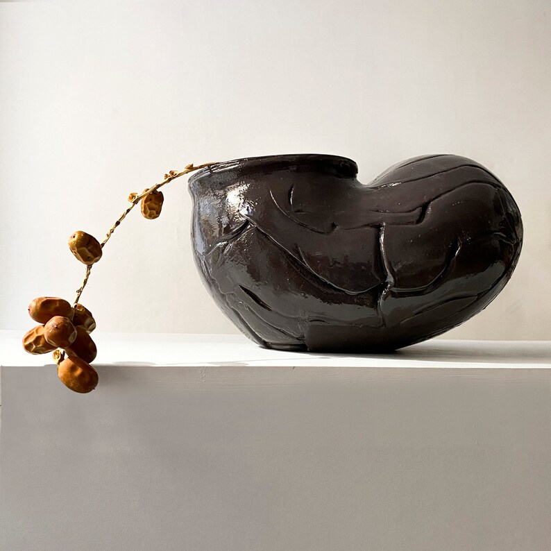 Kök Vases 0/50, Black Textured Ceramic Vase, Handmade Ceramic Vase, Ceramic Sculptural Vase, Modern Ceramic Vase, Abstract Vase , Home Decor image 3