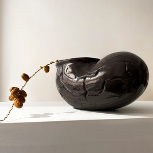 Kök Vases 0/50, Black Textured Ceramic Vase, Handmade Ceramic Vase, Ceramic Sculptural Vase, Modern Ceramic Vase, Abstract Vase , Home Decor image 7