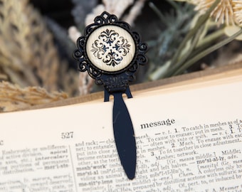 Black Fleur de Lis Bookmark | Vintage Bookmark | NOLA Gift | Book Lover Gift | Loves To Read | Handmade Metal Bookmark | NOLA Keepsake