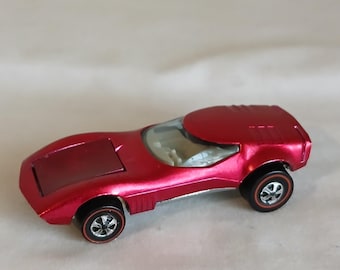 Hot Wheels Redline Torero Magenta 1968 USA Base Opening Rear