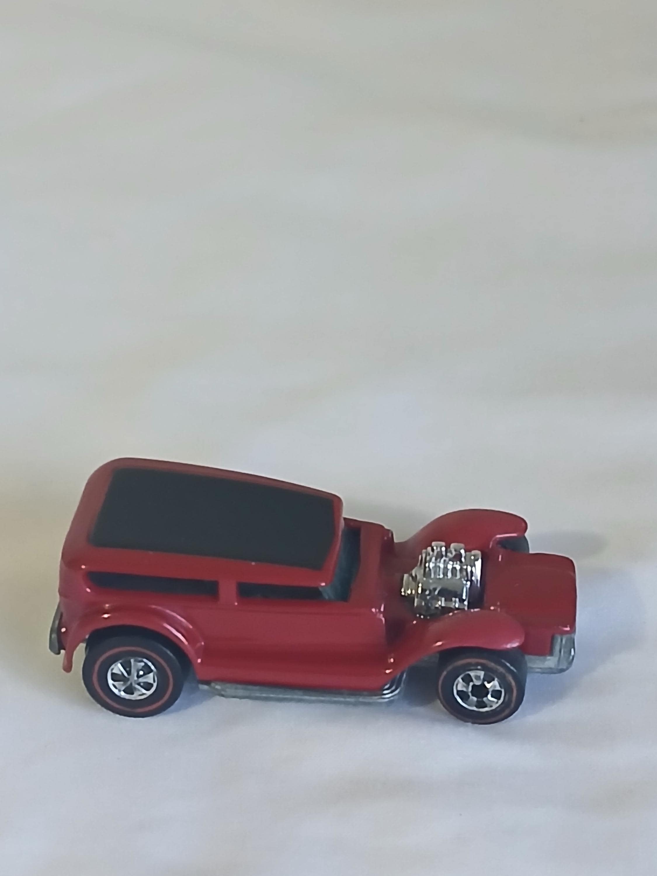 HOT WHEELS ミニカー　セミアンティーク1969年、1973年初期モデル Amazon.com: Hot Wheels Premium Car Culture Collectible Toy Car, 1