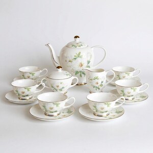 Elfenbein Kamelie Fine Bone China Tee-Set — Service für 6 (15 Teile)