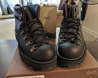 Danner Women S Rain Forest Black Boots Etsy