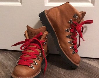 used danner boots