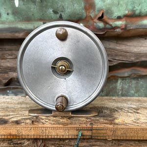 h*i様 アンティーク Martin 自動フライリール 竹竿セット Martin fly reel - Etsy 日本
