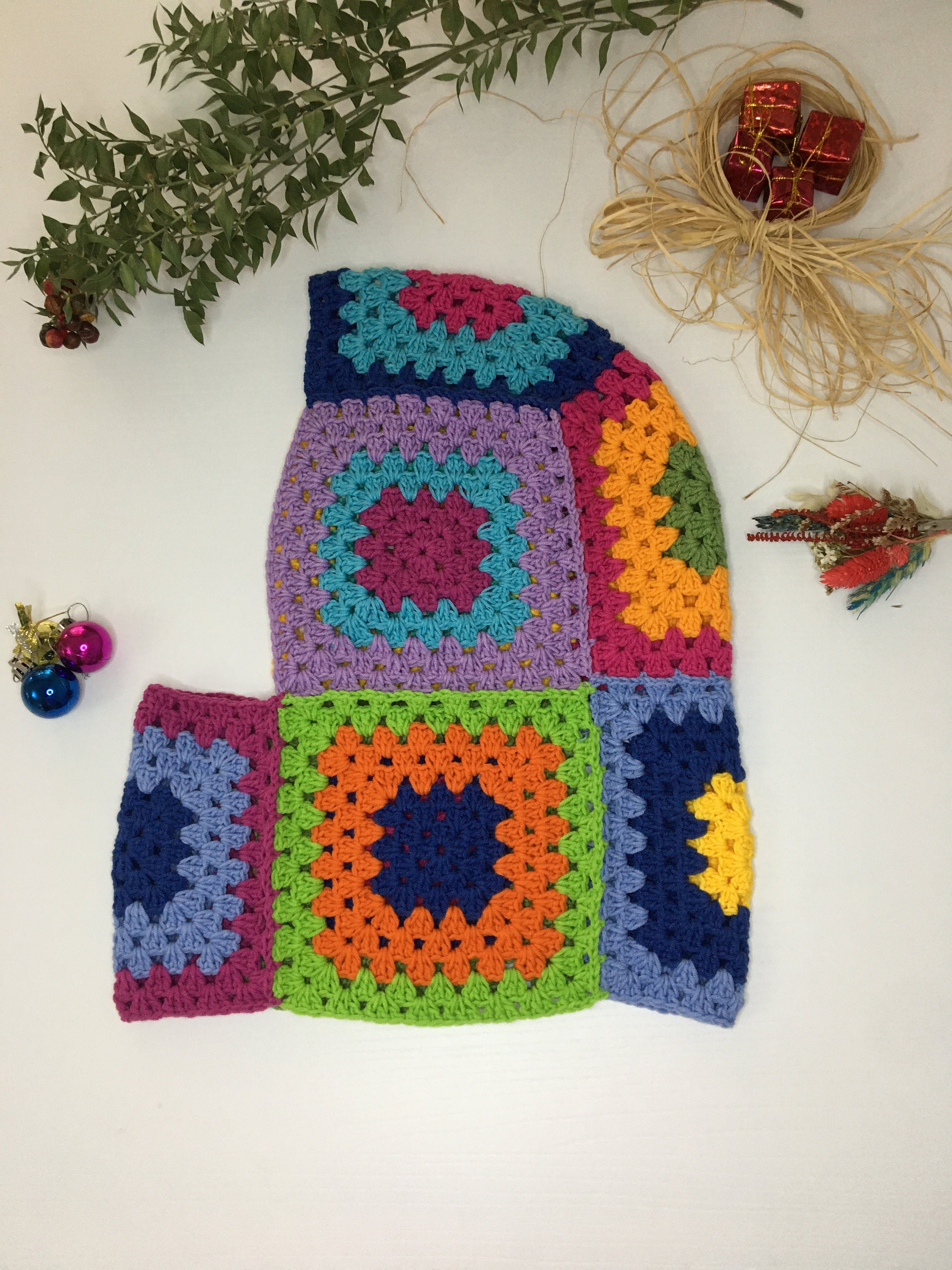 Colorful Granny Square Crochet Balaclava for Autumn and  display picture 2