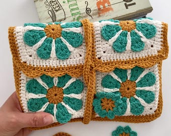 Crochet Book Sleeve, Daisy Flower Book Cover with a Bookmark