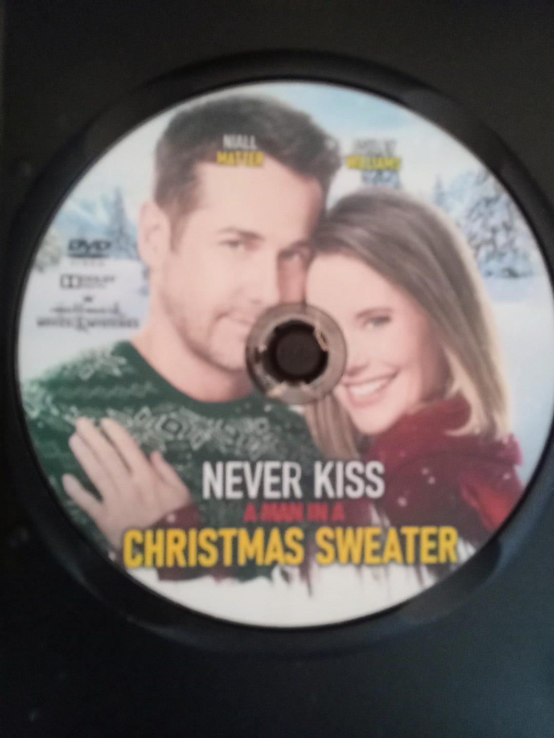 Never Kiss A Man in A Christmas Sweater DVD With Niall Matter in Stock - Never Kissed A Man In A Christmas Sweater
