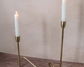 Bougeoir candélabre vintage Loop en laiton poli - Pièce maîtresse de ferme moderne