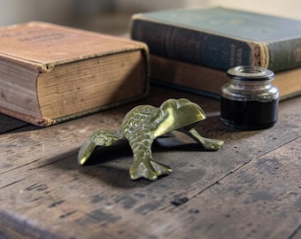 Vintage Solid Brass Frog Paperweight / Figurine - Farmhouse Gold Office Decor