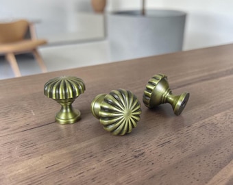 Antique Brass Pumpkin Cabinet Knobs - Vintage Retro Furniture Hardware