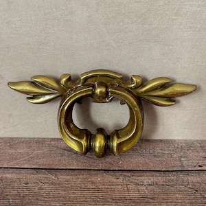 Antiek messing druppelring trekt - hardwareknoppen boerderijlade - 1 5/8" in het midden