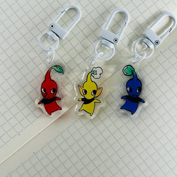 Pikmin keychains! - pikpik charms 1.5”