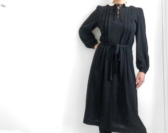 Albert Nipon Black Wool Dress, Vintage Goth Dress, Light Wool Midi Dress 80s Vintage Designer, Wednesday Adams Dress, Nipon Boutique