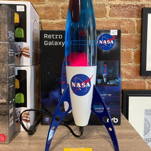 Rocketship lava lamp online