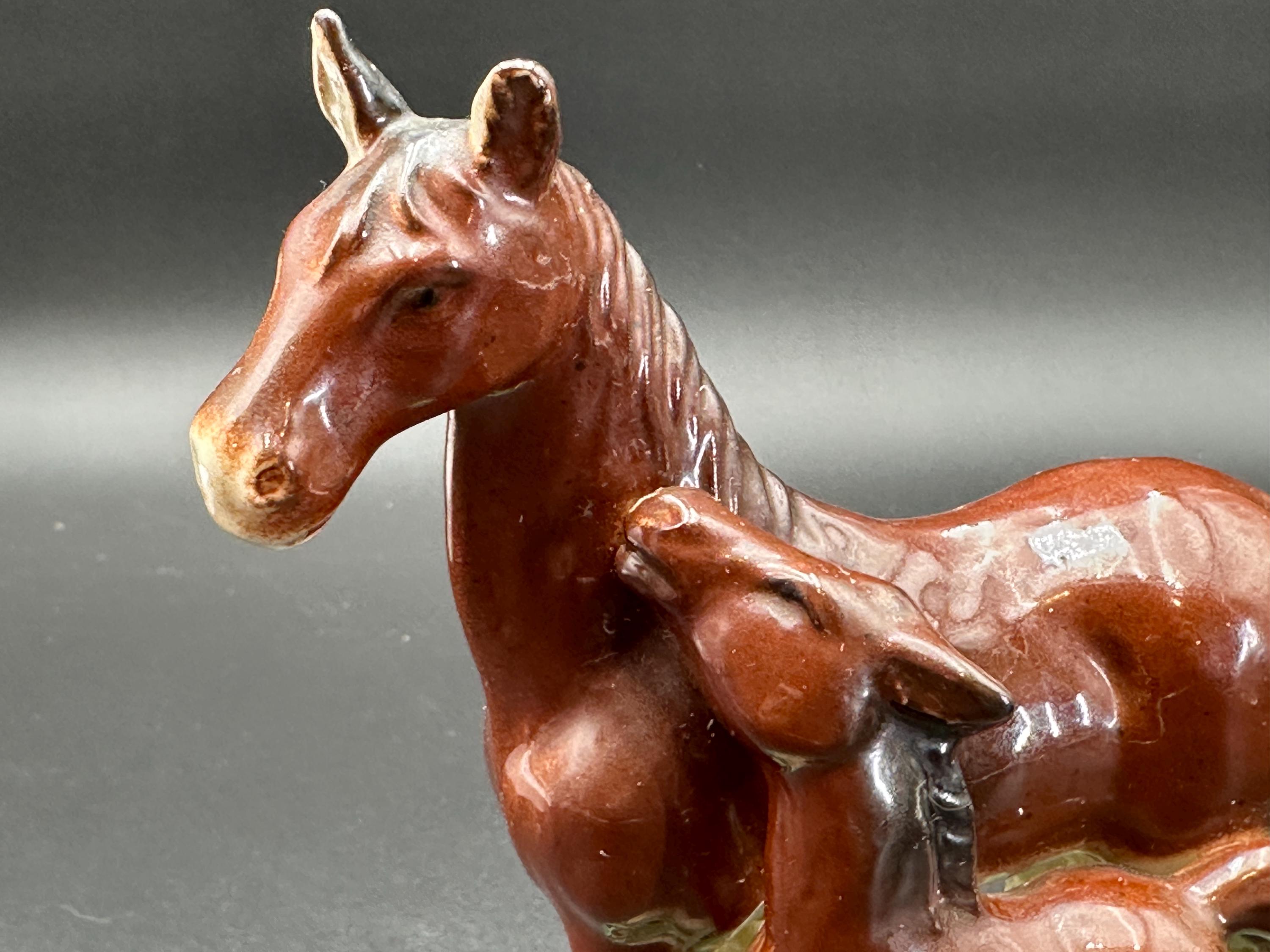 高さ7インチのヴィンテージ陶器の母馬と子馬の置物 - Etsy 日本