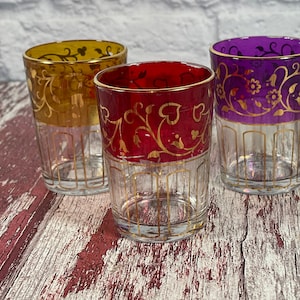 Vintage Blumen Trinkgläser: Rot, Lila & Gold Set