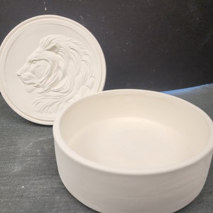 Unpainted Ceramic Bisque, Lion Box