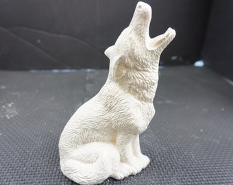 Unpainted Ceramic Bisque, Wolf Howling