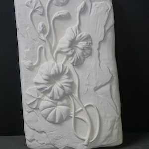 Unpainted Ceramic Bisque, Flower Plaque