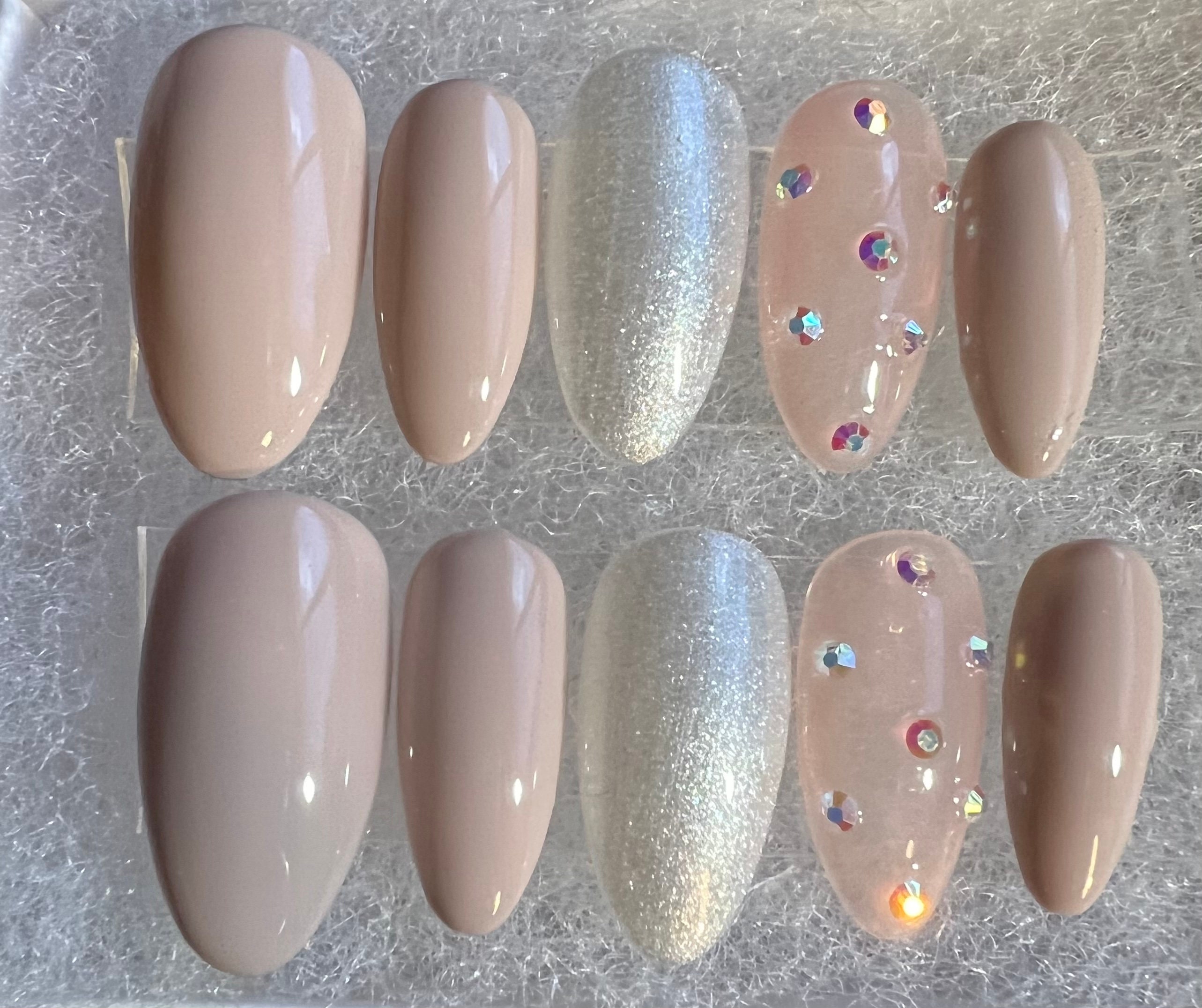 Nudes / Neutral Nail Design With Rhinstones / Press on Nails/ - Etsy