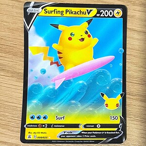 Pokemon Card Pikachu Surf/vuelo English Holographic 