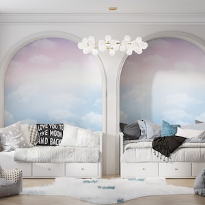 Papel tapiz infantil con cielo colorido. Mural infantil en colores pastel. Mural infantil con cielo y nubes. Papel tapiz infantil moderno y elegante. Papel tapiz fácil de quitar.