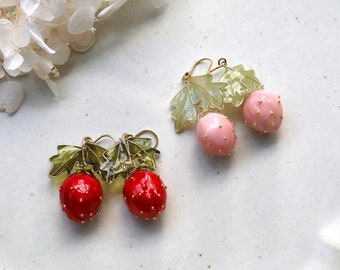 Resin Strawberry Earrings, Red and pink strawberry earrings, Cute earrings, Summer Earring, Fruit Earrings