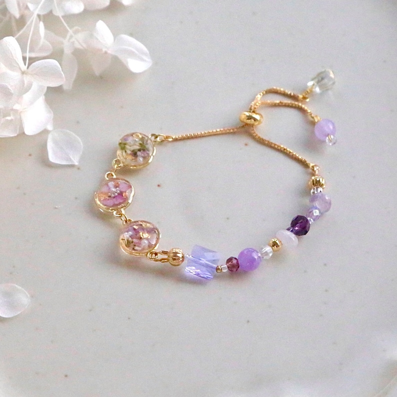 Resin Spring Flower Bracelets, Pressed flower bracelet, sakura bracelet, nature stone crystal bracelet, seasonal flower bracelet image 1