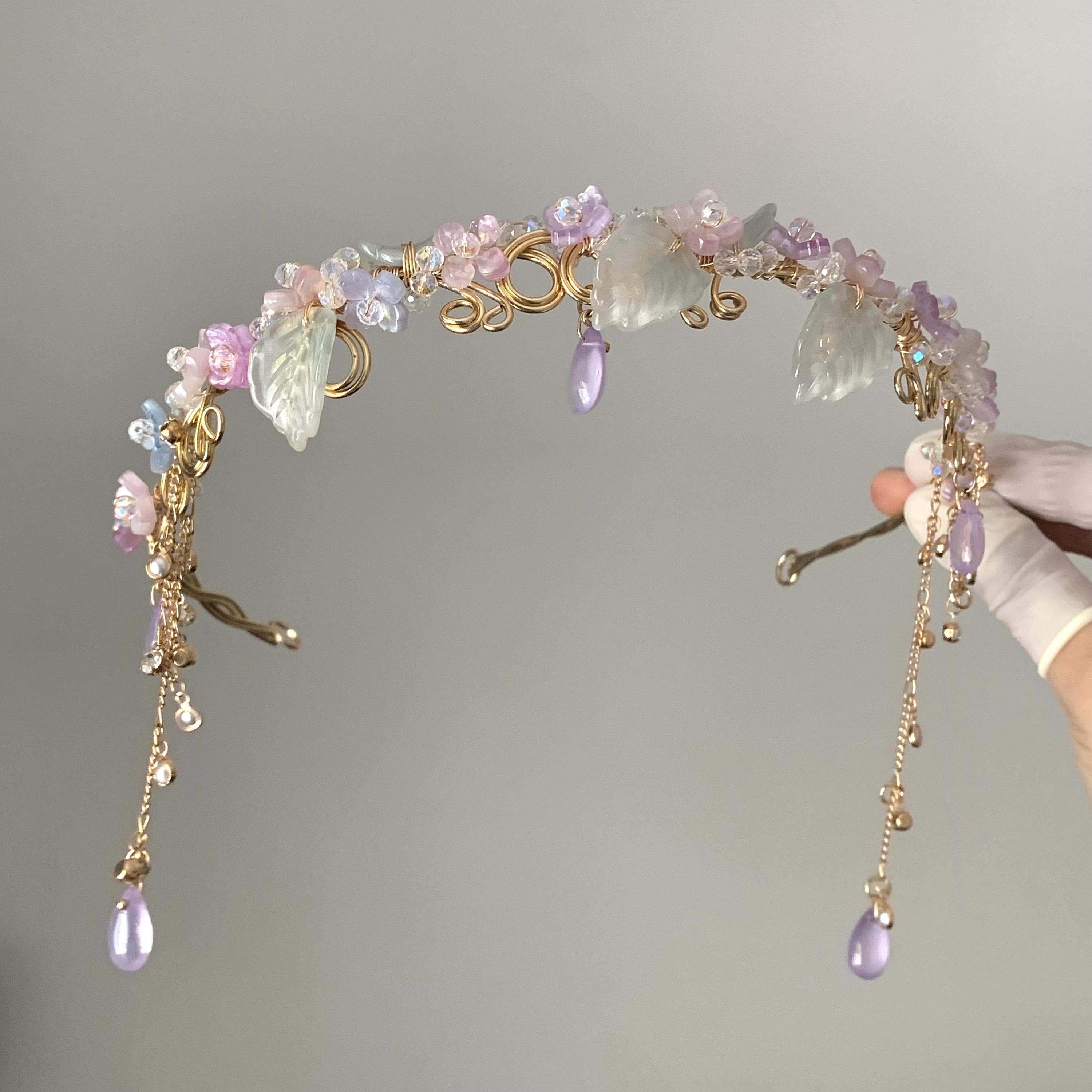 パープルアジサイのティアラ、花の葉のクリスタルクラウン 