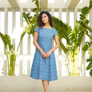 Printed Linen Dress with Cap Sleeves, Boat Neck Linen Tunic with Princess Seams, Midi Length Linen Dress, Plus Size Clothing