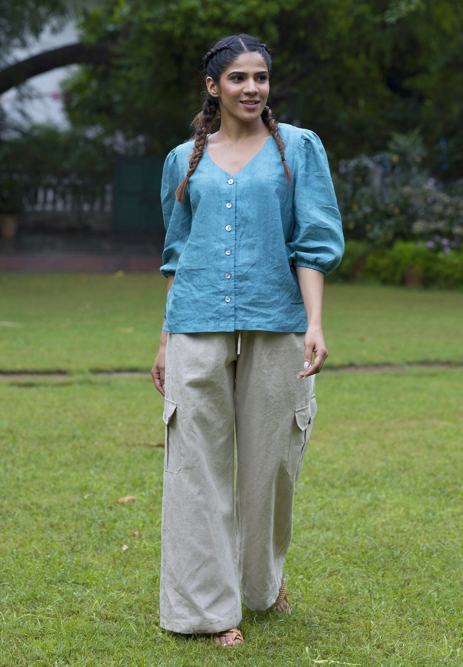 Natural Wide Legged Linen Cargo Pants, High Waisted Trousers, Relaxed Fit Trouser, High Rise Bottoms With Pockets, Plus Size Petite Clothing